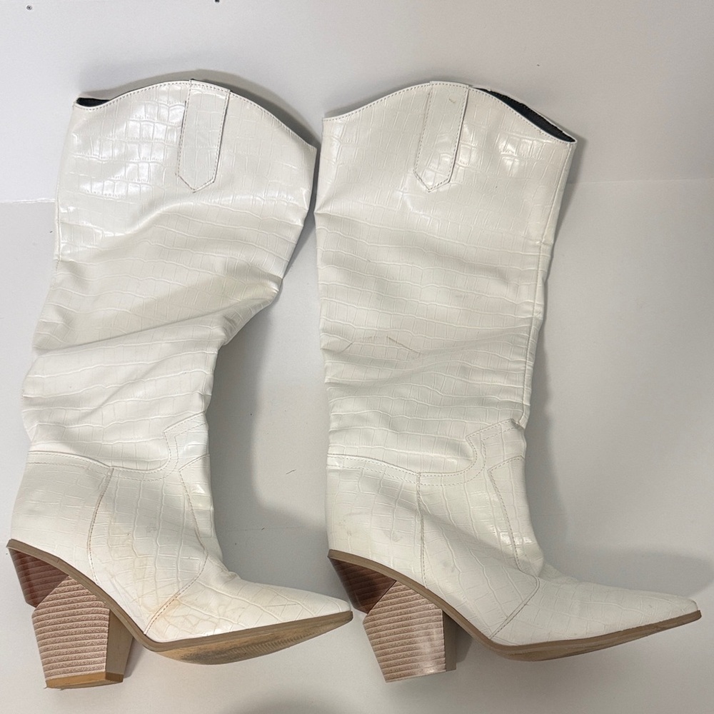White Croc-Embossed Women's Boots